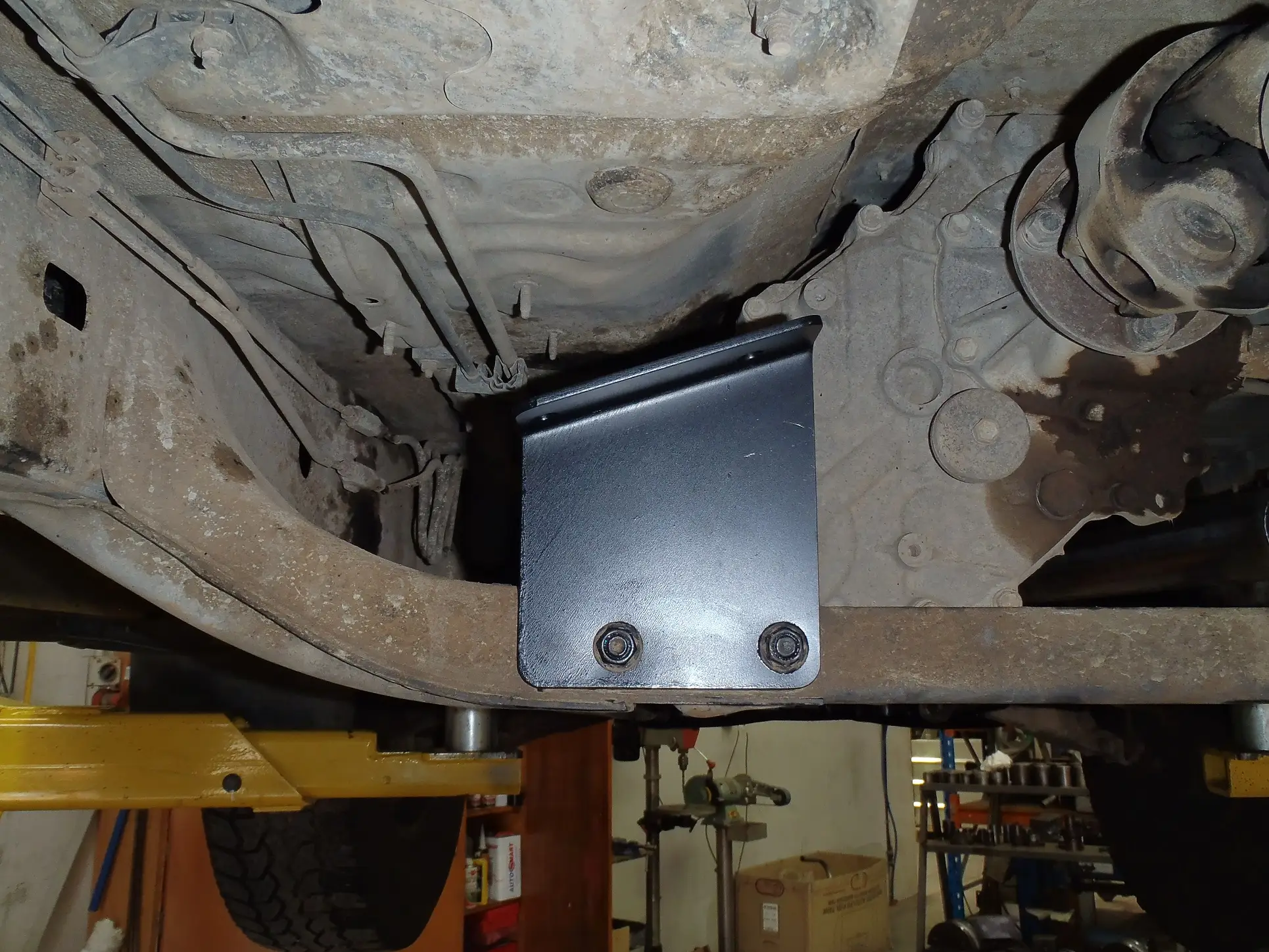 TLCP4CA_FRONT BRACKET