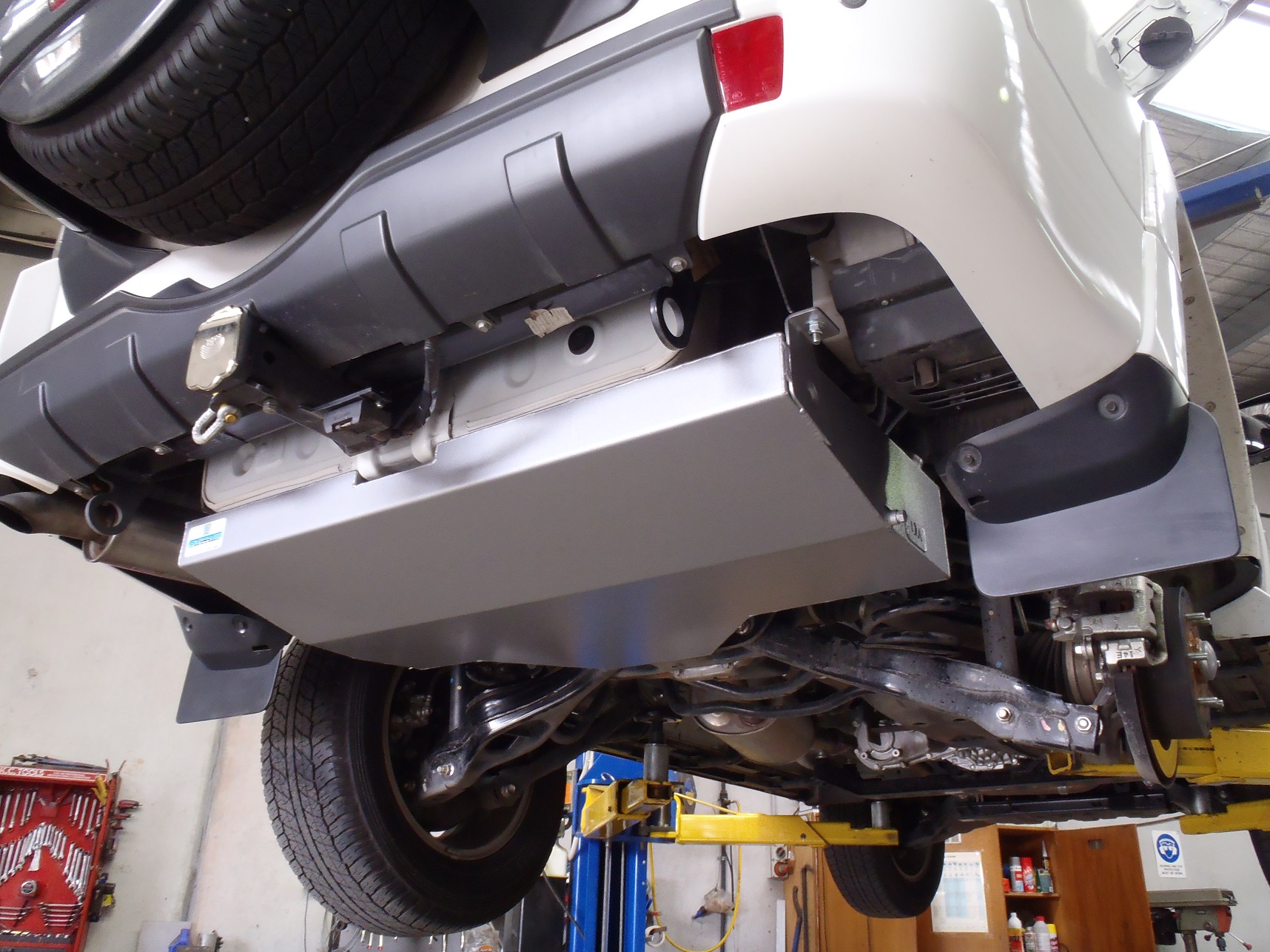 Mitsubishi Pajero NM, Mitsubishi Pajero NP, Mitsubishi Pajero NS