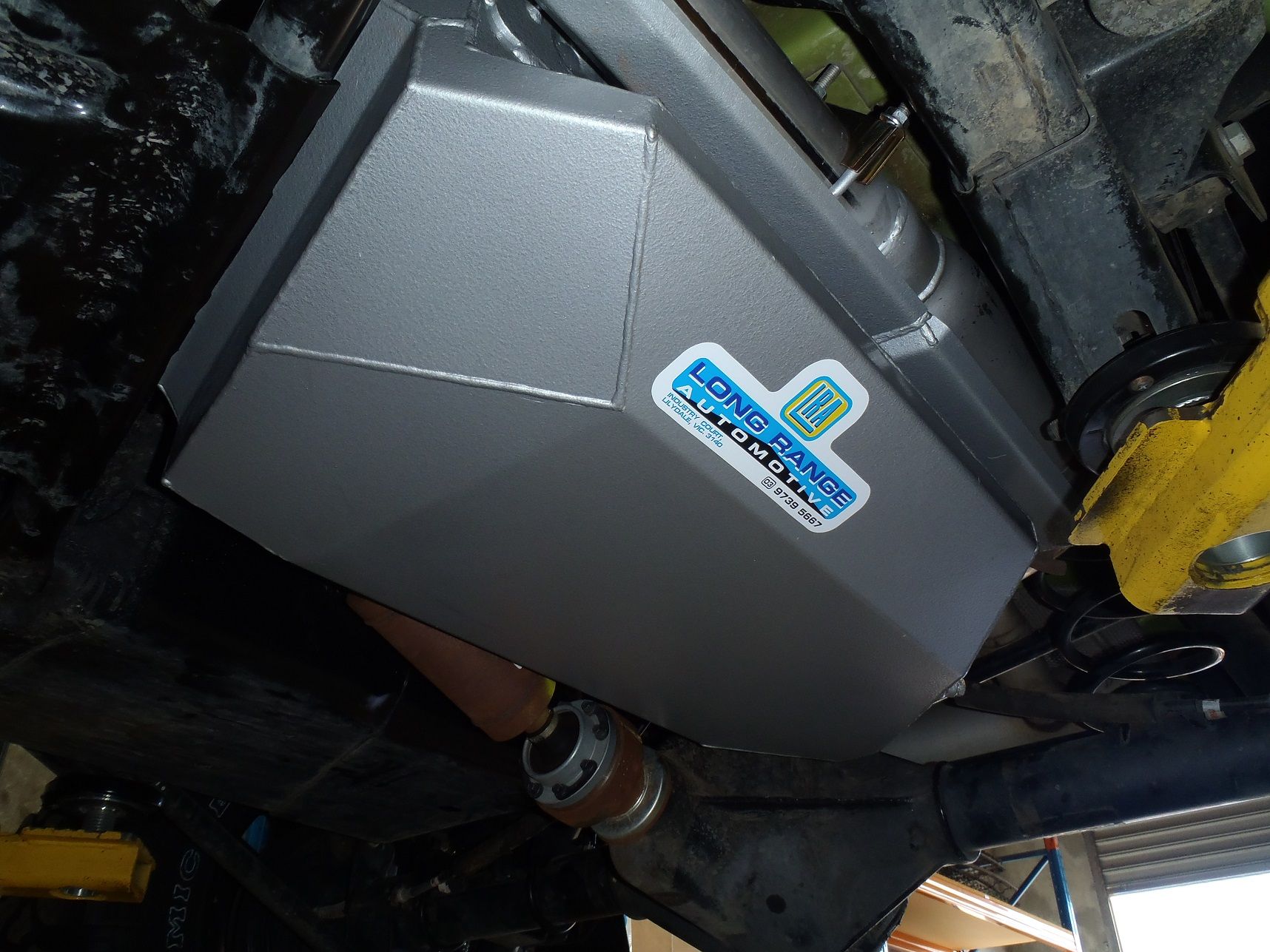 Jeep Wrangler JK 46L Auxiliary